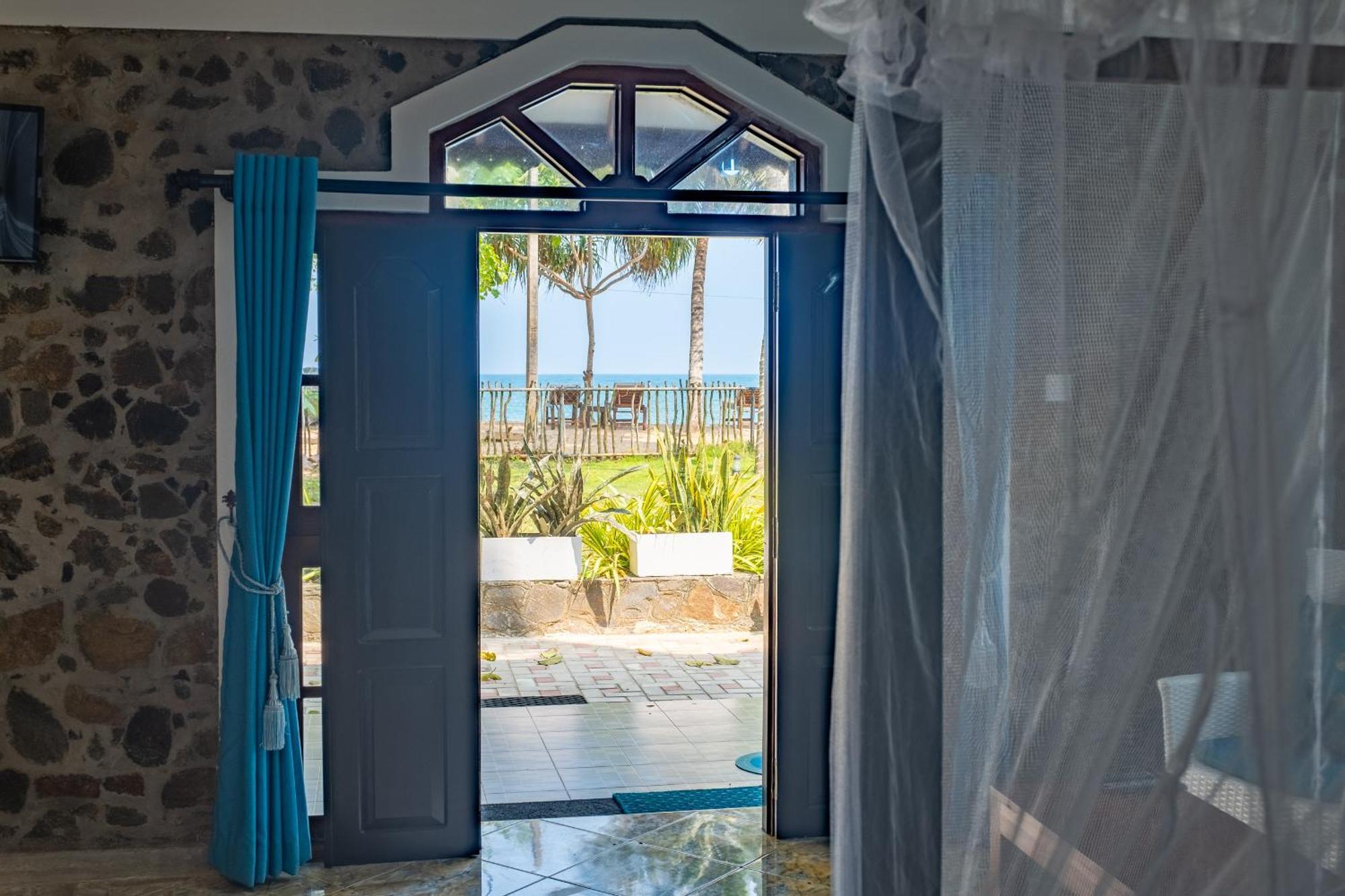 Serenity Beach Cabanas Tangalle Exterior photo