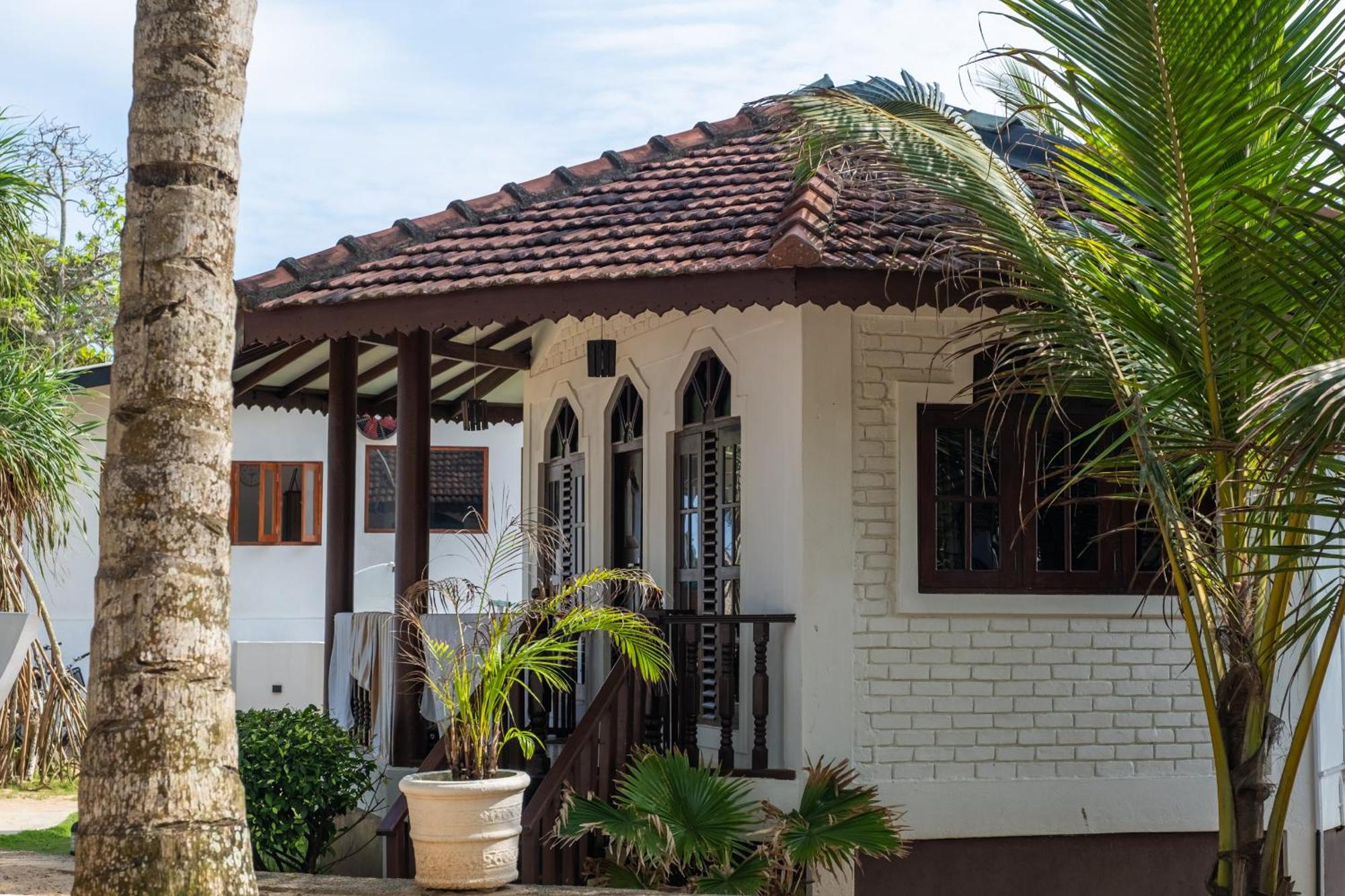 Serenity Beach Cabanas Tangalle Exterior photo