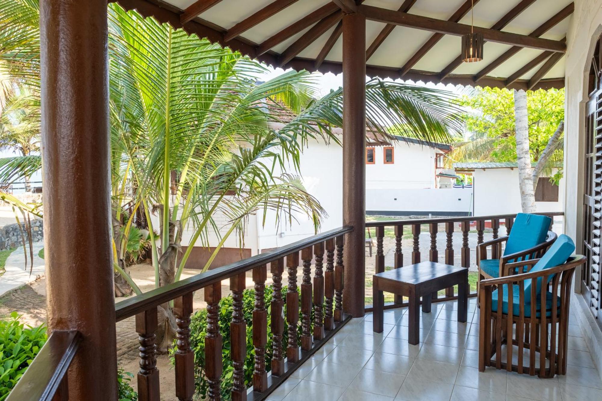 Serenity Beach Cabanas Tangalle Exterior photo